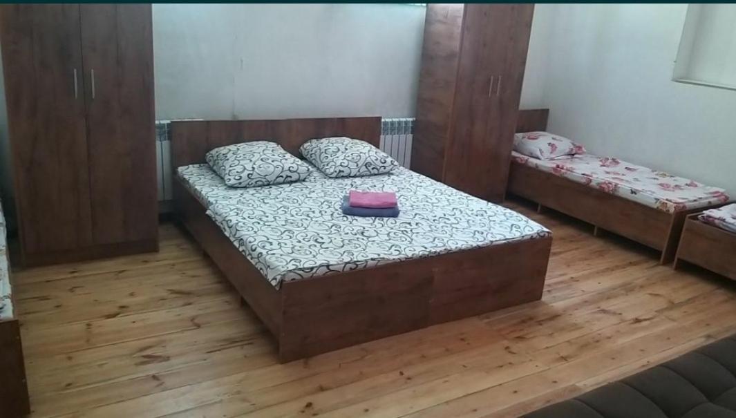 Guest House 777 Turkistan Exterior foto
